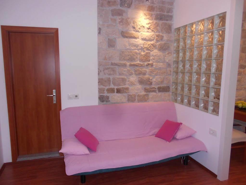 Studio Apartment Mila Split Exterior foto