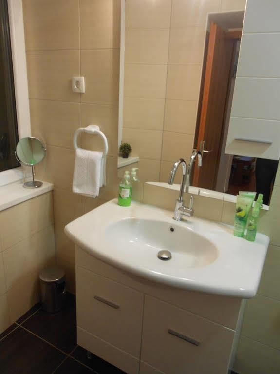 Studio Apartment Mila Split Exterior foto