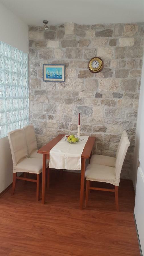 Studio Apartment Mila Split Exterior foto